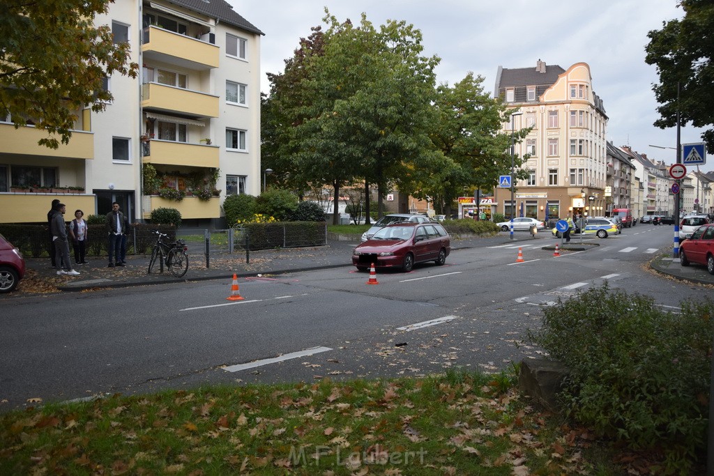 VU Rad Pkw Koeln Buchheim Herlerstr P35.JPG - Miklos Laubert